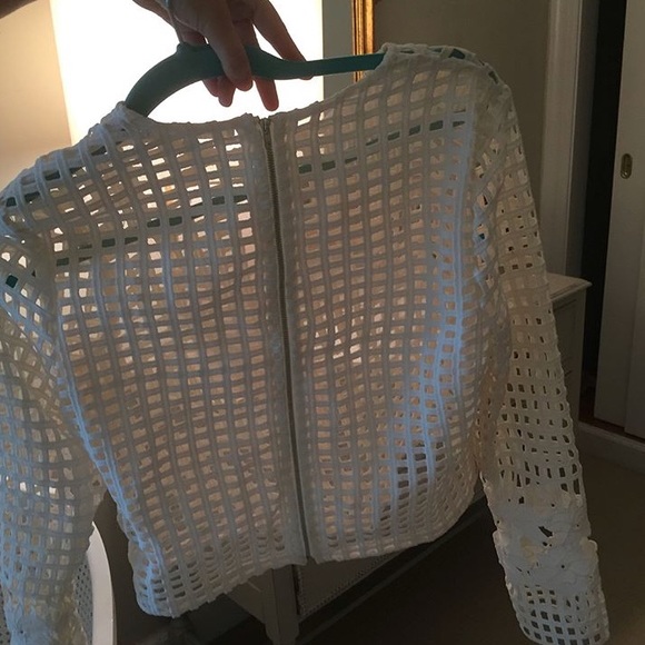 Endless rose white top with cut outs! - Picture 2 of 2